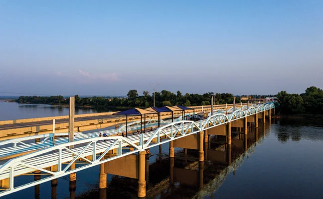 Community Vibe & Lifestyle